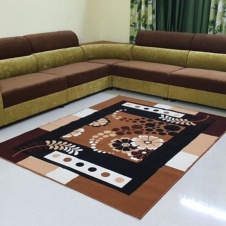 Tirupati Homestay - 2Bhk Ac Family Apartments Near Alipiri And Kapilatheertham - Walk To A2B Veg Restaurant - Wifi - Android Tv - Easy Access To Tirumala 外观 照片